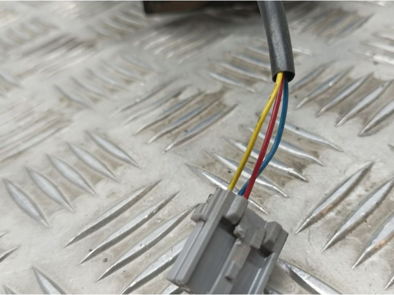 Recambio de retrovisor izquierdo para nissan micra (k12e) acenta referencia OEM IAM 96302AX61J  ELECTRICO 3 CABLES ROZADO