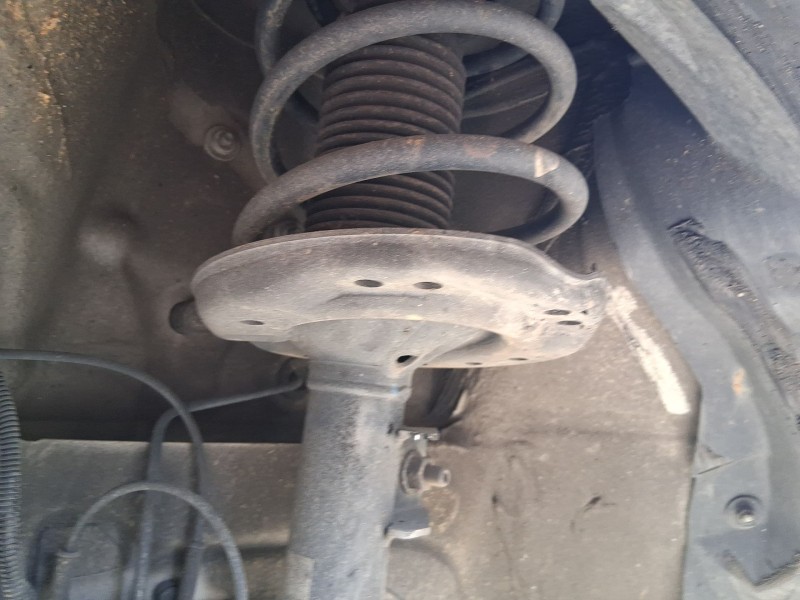 Recambio de amortiguador delantero izquierdo para fiat 500 (312_) 1.2 (312axa1a) referencia OEM IAM 51871427  