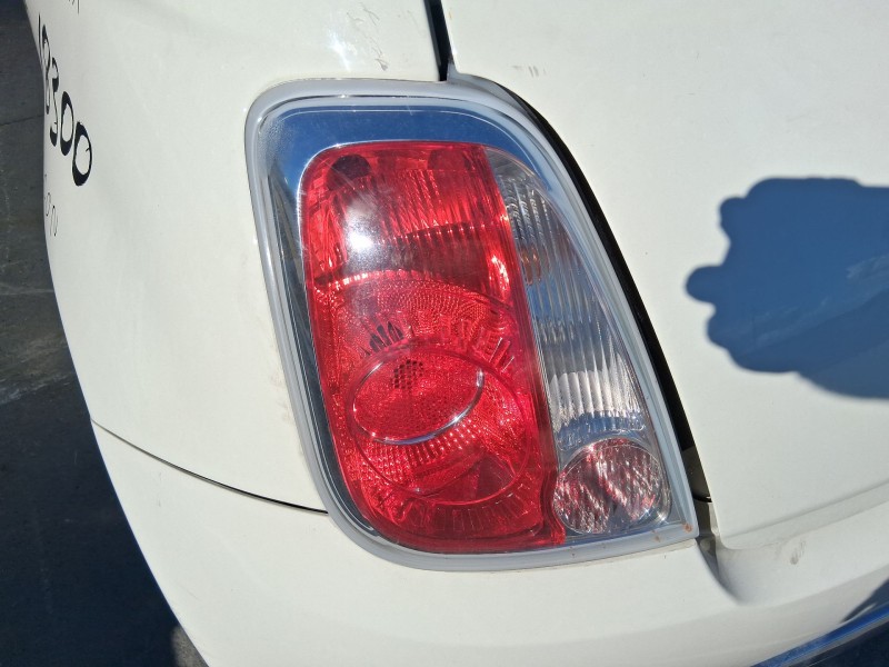 Recambio de piloto trasero izquierdo para fiat 500 (312_) 1.2 (312axa1a) referencia OEM IAM 51885548  