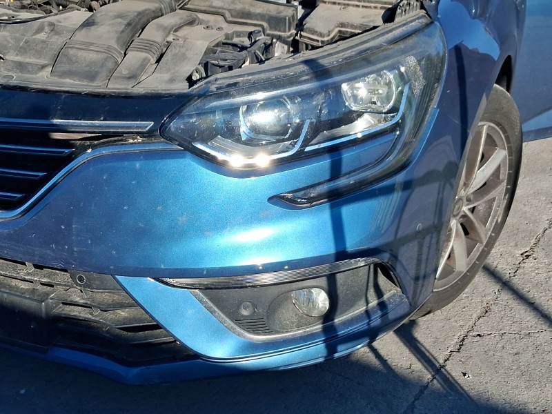 Recambio de paragolpes delantero para renault megane iv hatchback (b9a/m/n_) 1.2 tce 130 (b9mr) referencia OEM IAM 620225862R RO
