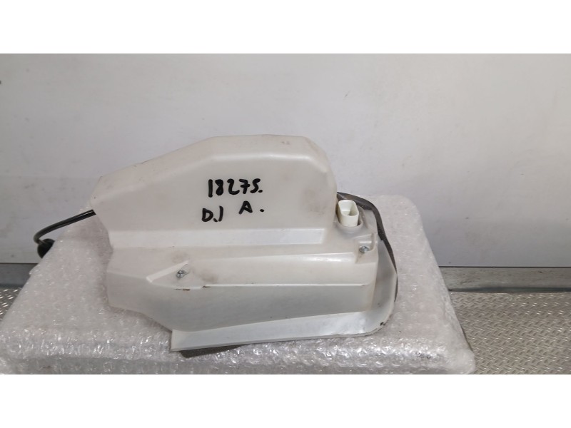 Recambio de cerradura puerta delantera izquierda para tesla model y ev a las 4 ruedas referencia OEM IAM 150067200B  