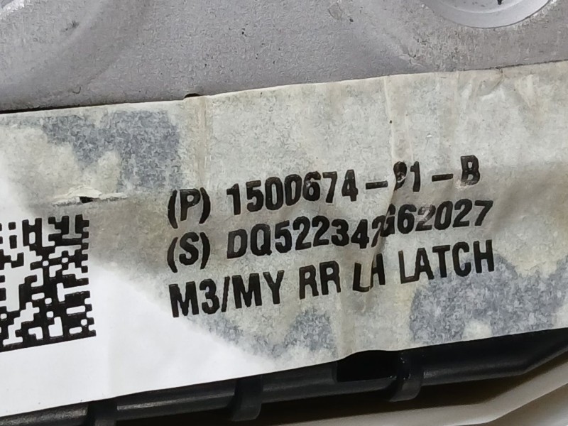 Recambio de cerradura puerta trasera izquierda para tesla model y ev a las 4 ruedas referencia OEM IAM 150067491B  