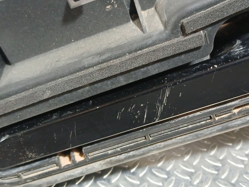 Recambio de maneta exterior trasera izquierda para tesla model y ev a las 4 ruedas referencia OEM IAM  ROZADA 
