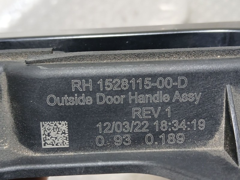 Recambio de maneta exterior delantera derecha para tesla model y ev a las 4 ruedas referencia OEM IAM   