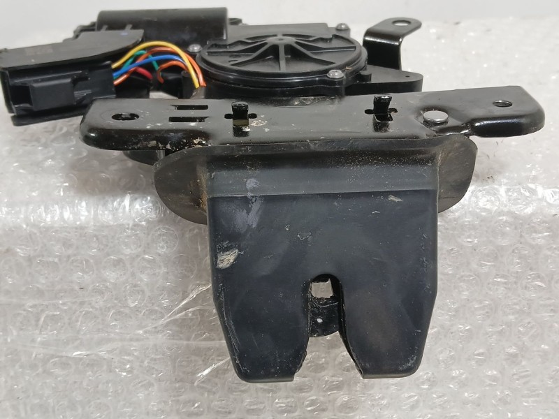Recambio de cerradura maletero / porton para tesla model y ev a las 4 ruedas referencia OEM IAM   