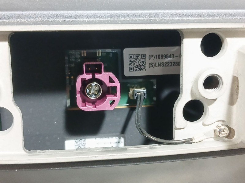 Recambio de sistema navegacion gps para tesla model y ev a las 4 ruedas referencia OEM IAM   