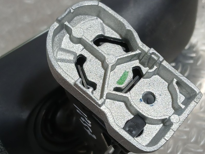 Recambio de espejo interior para tesla model y ev a las 4 ruedas referencia OEM IAM 149444198H  
