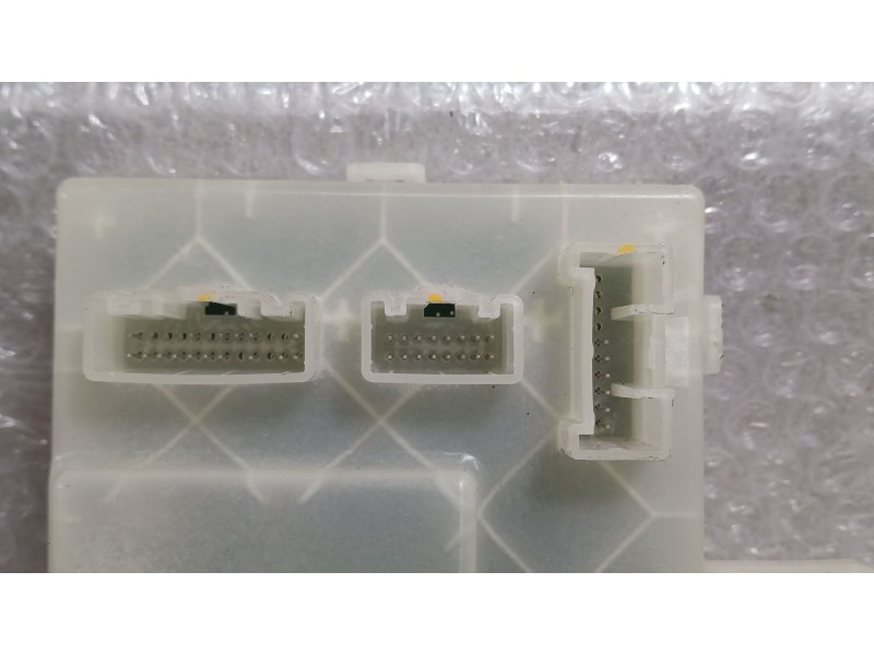 Recambio de modulo electronico para tesla model y ev a las 4 ruedas referencia OEM IAM   