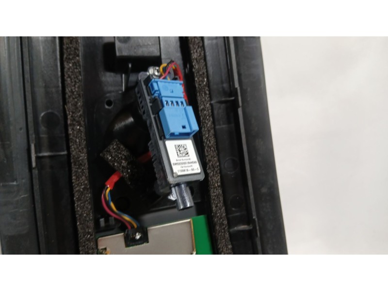 Recambio de camara para tesla model y ev a las 4 ruedas referencia OEM IAM  LATERAL DERECHA 