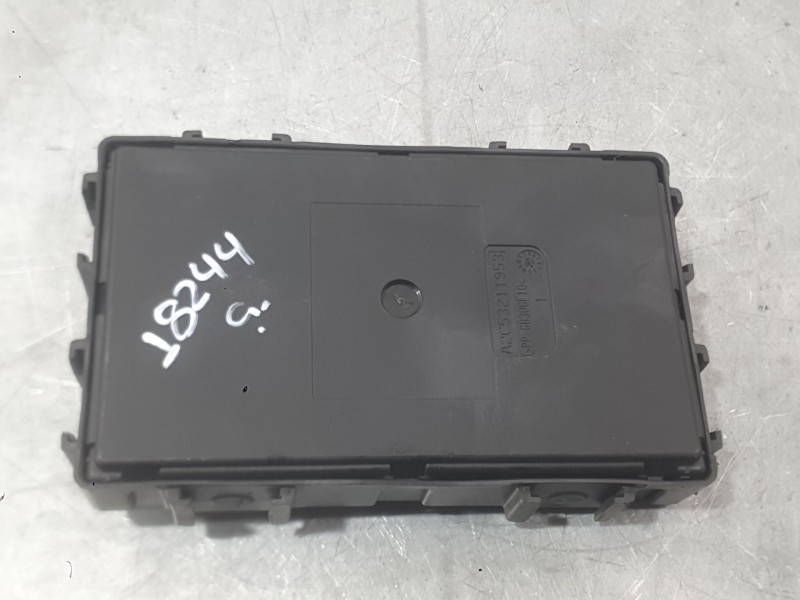 Recambio de caja reles / fusibles para renault koleos i (hy_) 2.0 dci (hy0k) referencia OEM IAM 252360745R  