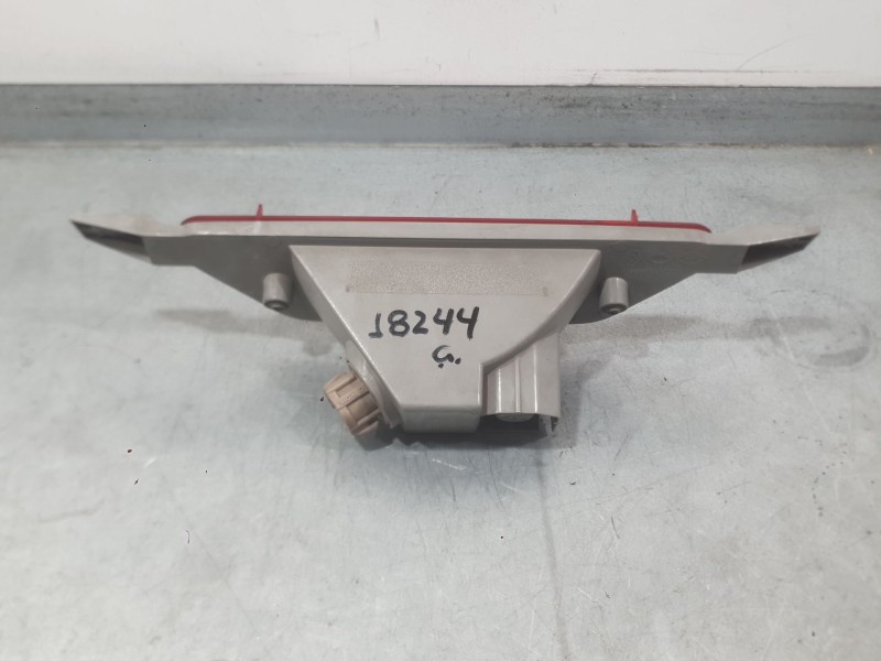 Recambio de piloto trasero central para renault koleos i (hy_) 2.0 dci (hy0k) referencia OEM IAM   