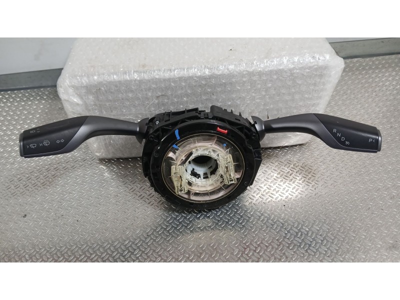 Recambio de mando luces y limpia para tesla model y ev a las 4 ruedas referencia OEM IAM 109766200Q  