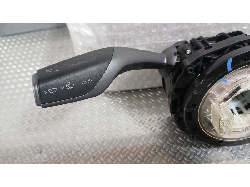 Recambio de mando luces y limpia para tesla model y ev a las 4 ruedas referencia OEM IAM 109766200Q  