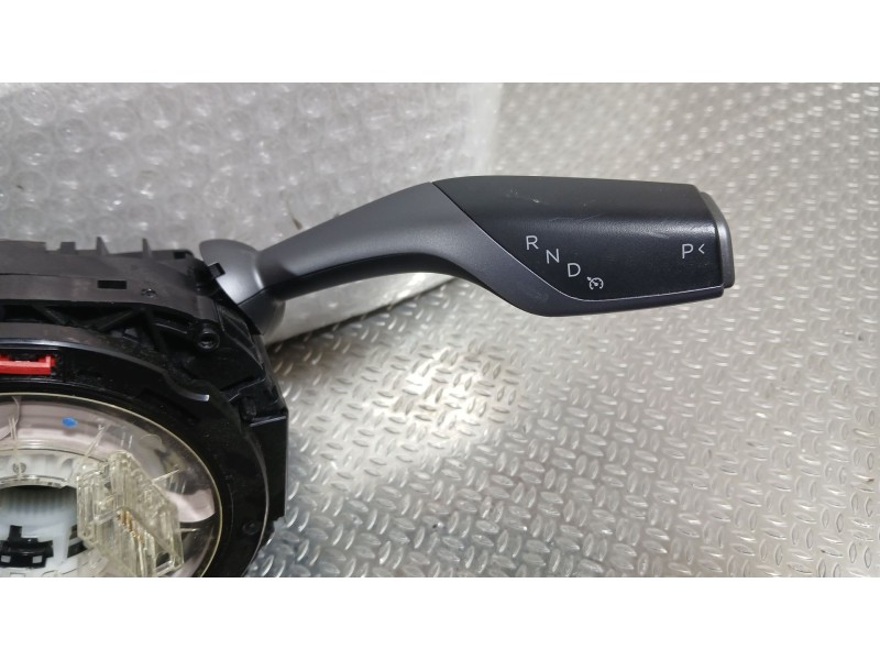 Recambio de mando luces y limpia para tesla model y ev a las 4 ruedas referencia OEM IAM 109766200Q  