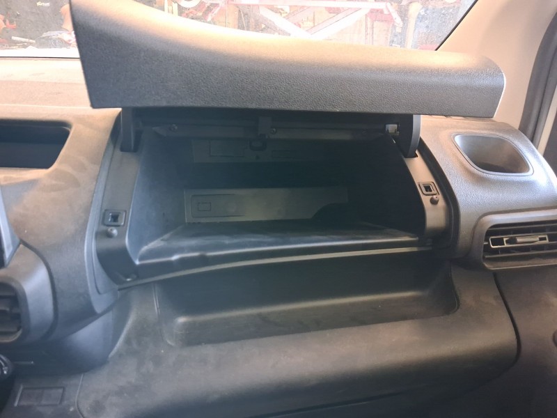Recambio de guantera para peugeot partner furgón/monospace (k9) 1.5 bluehdi 100 referencia OEM IAM 98253897ZD 16356872ZD 
