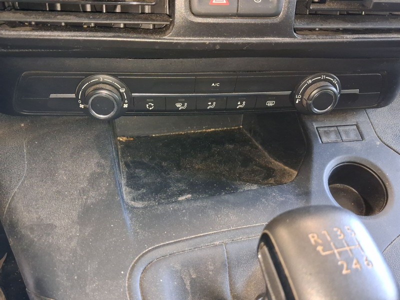 Recambio de mando climatizador para peugeot partner furgón/monospace (k9) 1.5 bluehdi 100 referencia OEM IAM   