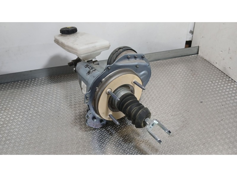 Recambio de bomba freno para tesla model y ev a las 4 ruedas referencia OEM IAM 118867350A  