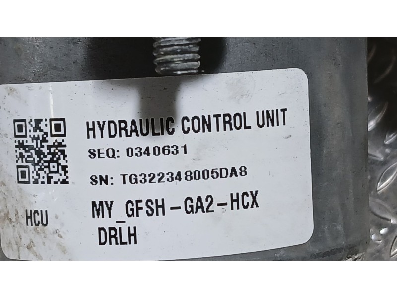 Recambio de abs para tesla model y ev a las 4 ruedas referencia OEM IAM 104474600A  