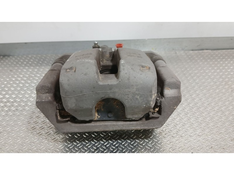 Recambio de pinza freno trasera izquierda para tesla model y ev a las 4 ruedas referencia OEM IAM 104462300H 800820800A 80082060