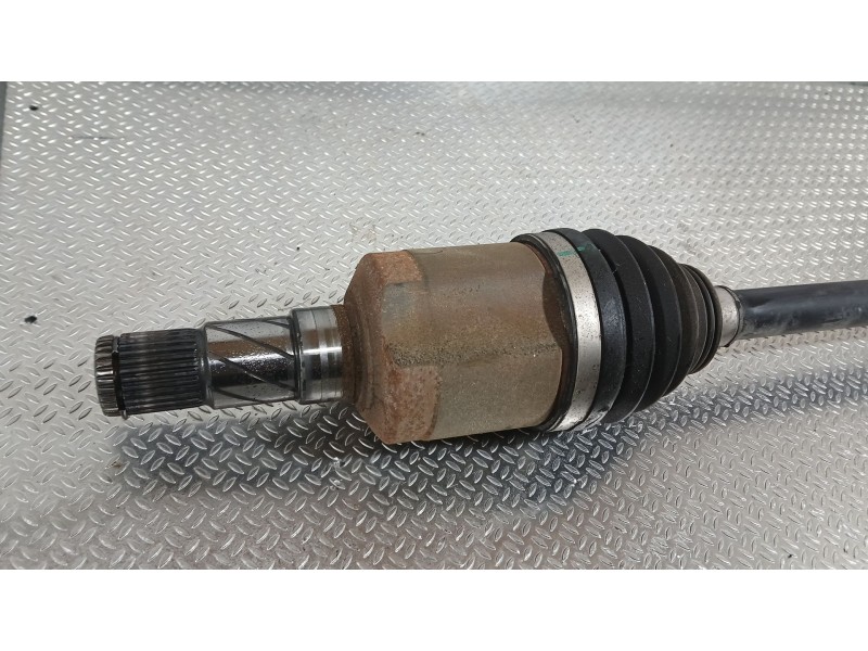 Recambio de transmision trasera derecha para tesla model y ev a las 4 ruedas referencia OEM IAM 118816600A  