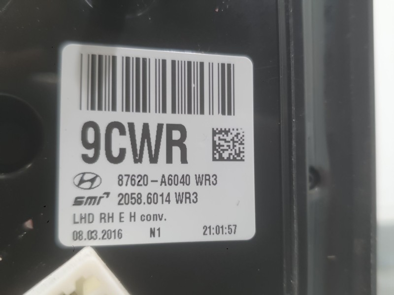 Recambio de retrovisor derecho para hyundai i30 (gd) 1.4 referencia OEM IAM 87620A6040 ROZADO 