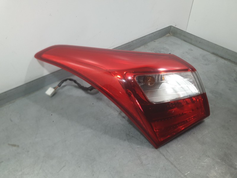 Recambio de piloto trasero izquierdo exterior para hyundai i30 (gd) 1.4 referencia OEM IAM 92410A5020  