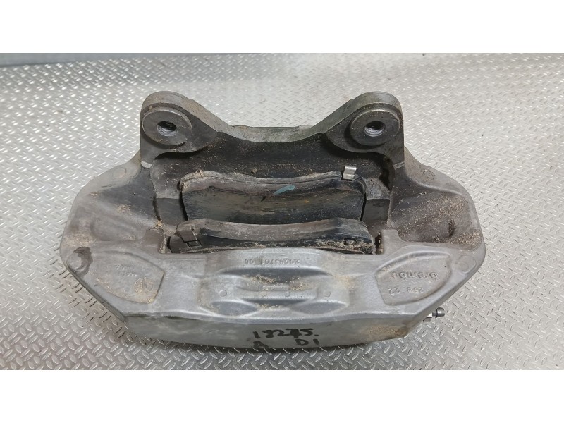 Recambio de pinza freno delantera izquierda para tesla model y ev a las 4 ruedas referencia OEM IAM 118862199D  
