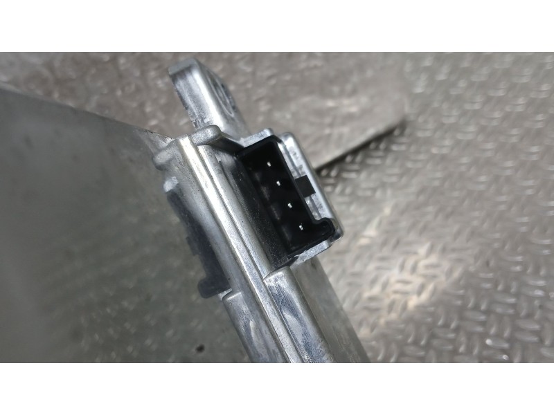 Recambio de cargador inductivo para tesla model y ev a las 4 ruedas referencia OEM IAM   