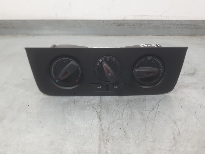 Recambio de mando calefaccion / aire acondicionado para seat ibiza iv (6j5, 6p1) 1.6 tdi referencia OEM IAM 6J0820045BNEE  