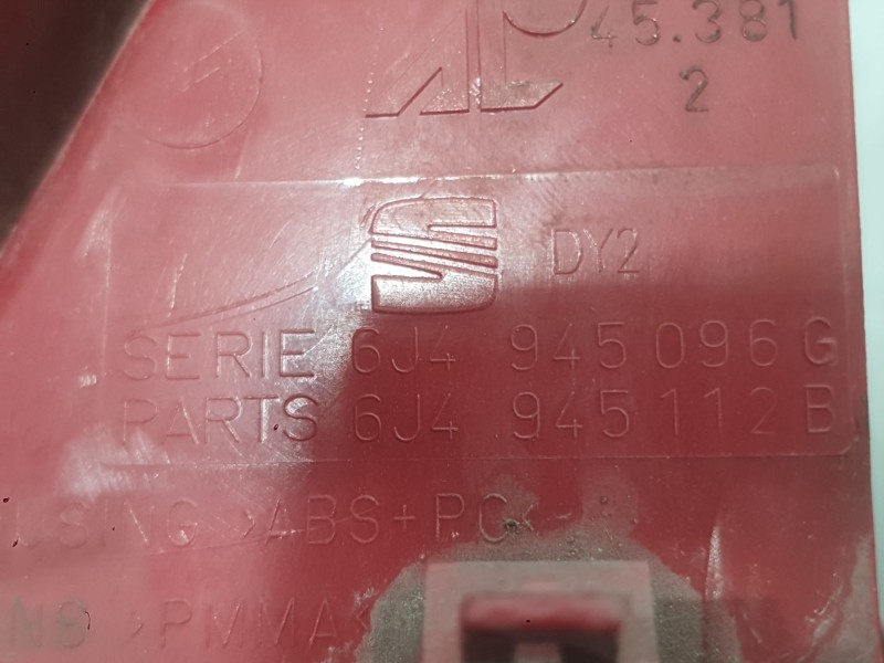 Recambio de piloto trasero derecho para seat ibiza iv (6j5, 6p1) 1.6 tdi referencia OEM IAM 6J4945096K 6J4945096H 