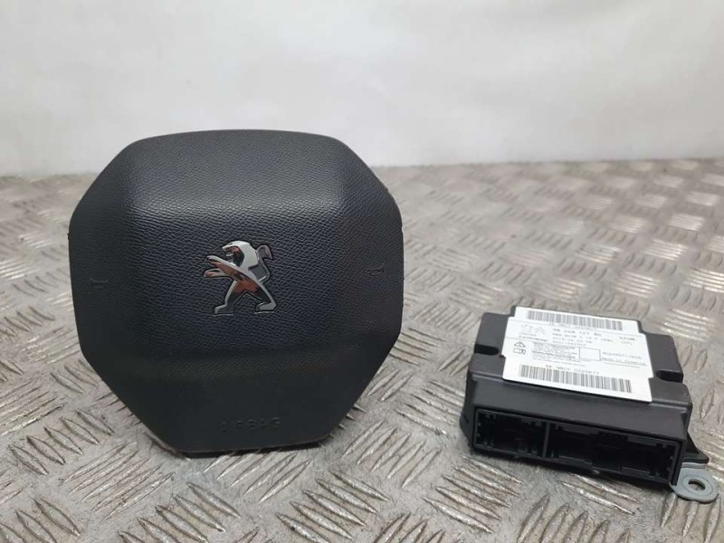Recambio de kit airbag para peugeot 5008 gt referencia OEM IAM 98230181ZD  C/ SALPICADERO Y SIN PRETENSORES