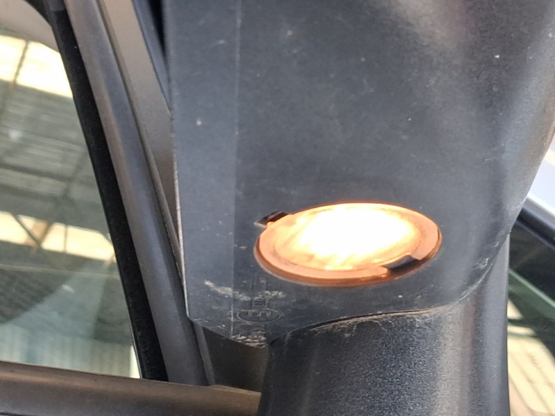 Recambio de retrovisor derecho para ford ecosport 1.5 ecoblue tdci referencia OEM IAM GN1517682ACE ELÉCTRICO C/LUZ CORTESÍA 