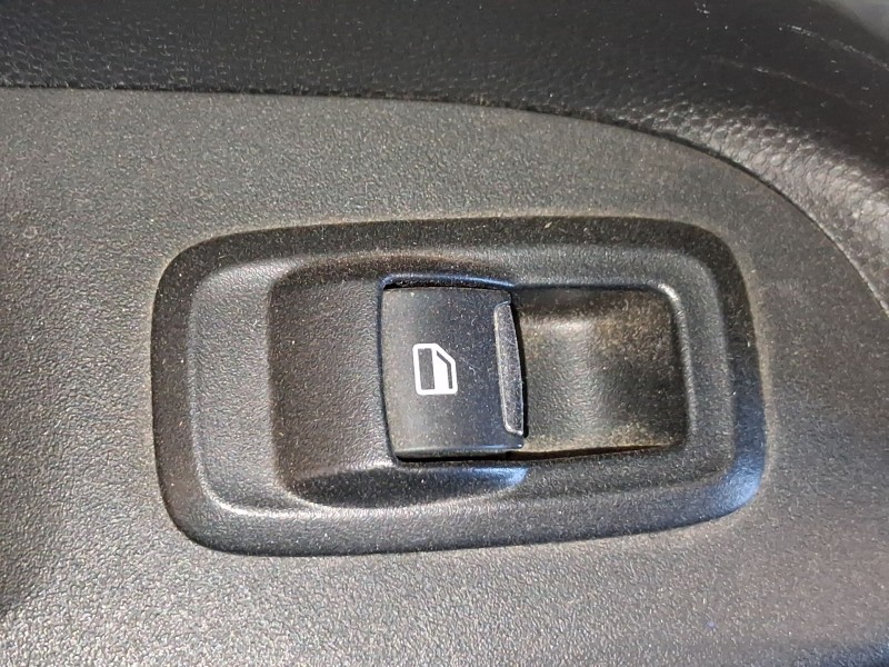 Recambio de mando elevalunas trasero izquierdo para ford ecosport 1.5 ecoblue tdci referencia OEM IAM 2092818  