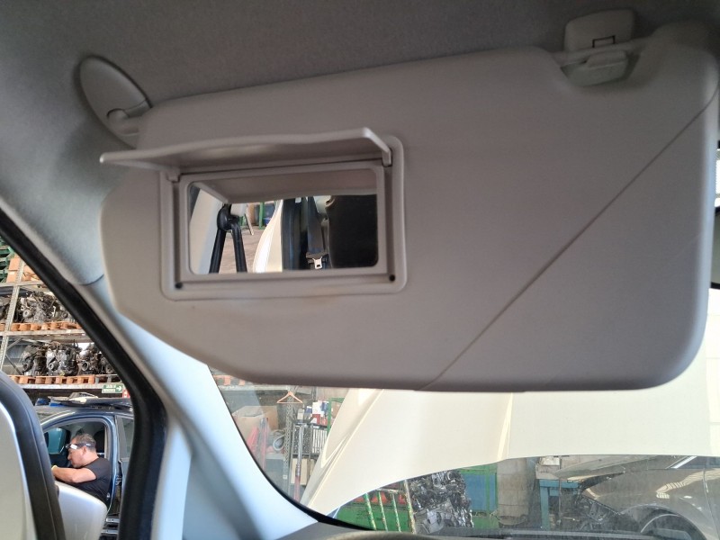 Recambio de parasol izquierdo para ford ecosport 1.5 ecoblue tdci referencia OEM IAM 2081516  