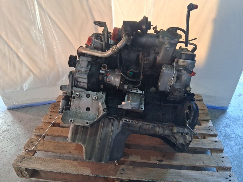 Recambio de motor completo para ssangyong rodius i 2.7 xdi referencia OEM IAM D27DT INYECCION DELPHI A6650111001