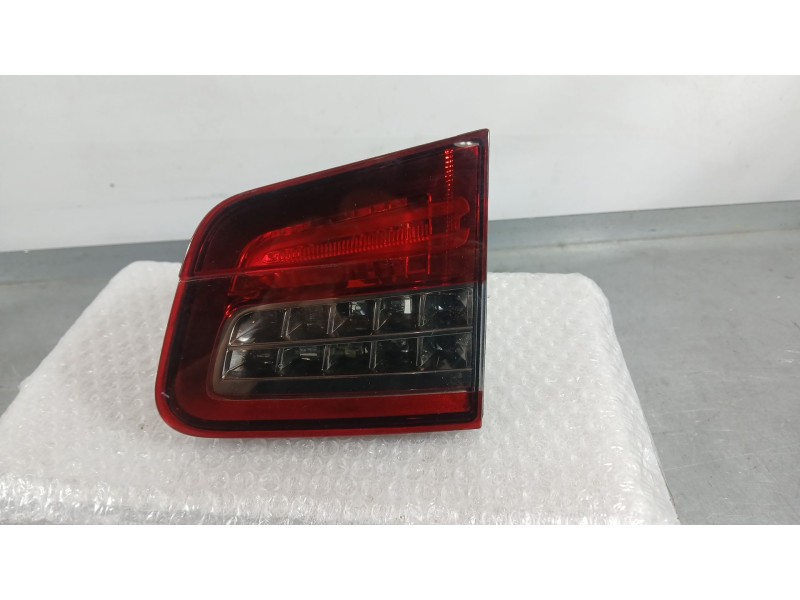 Recambio de piloto trasero derecho interior para citroën c5 berlina exclusive referencia OEM IAM 9675067680  