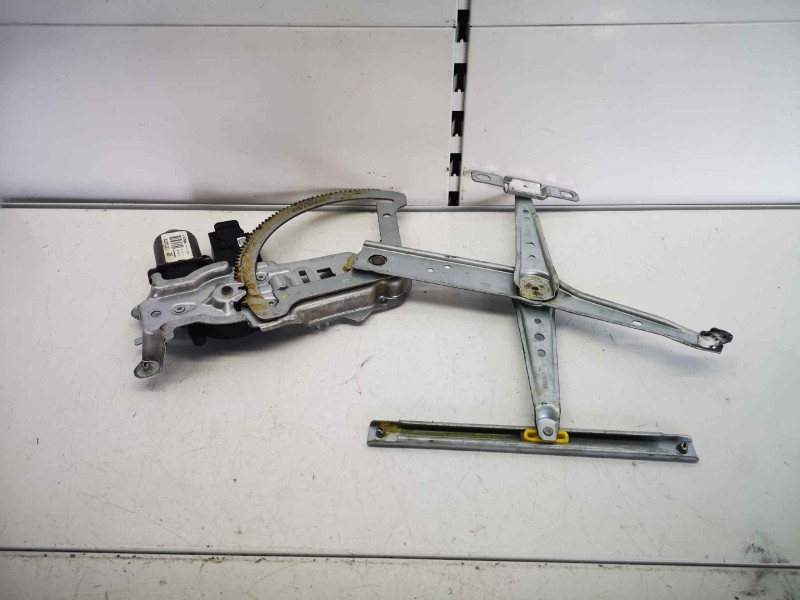 Recambio de elevalunas delantero derecho para opel combo (corsa c) 1.3 16v cdti cat (z 13 dt / ln9) referencia OEM IAM 13173070 