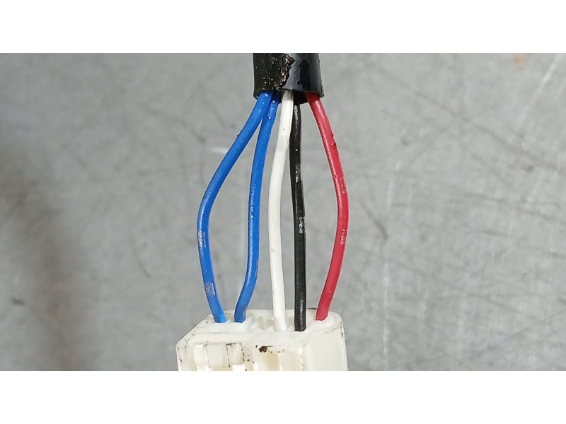 Recambio de retrovisor izquierdo para toyota yaris (_p13_) 1.3 (nsp130_) referencia OEM IAM 879400D580  