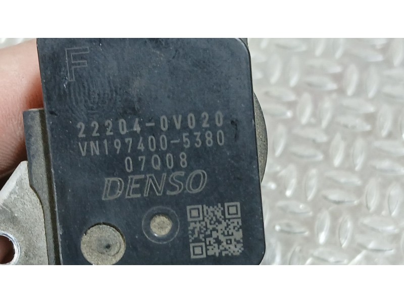 Recambio de caudalimetro para toyota yaris (_p13_) 1.3 (nsp130_) referencia OEM IAM 222040T040  