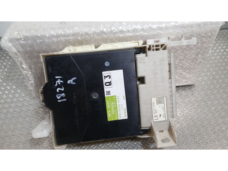 Recambio de caja reles / fusibles para toyota yaris (_p13_) 1.3 (nsp130_) referencia OEM IAM   