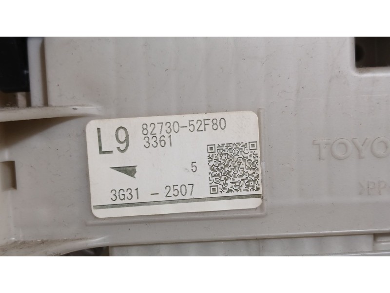 Recambio de caja reles / fusibles para toyota yaris (_p13_) 1.3 (nsp130_) referencia OEM IAM   