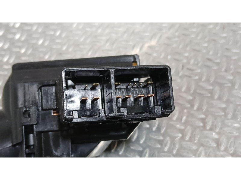Recambio de mando limpia para toyota yaris (_p13_) 1.3 (nsp130_) referencia OEM IAM   
