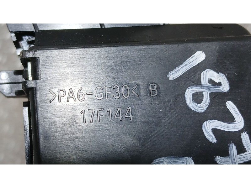 Recambio de mando limpia para toyota yaris (_p13_) 1.3 (nsp130_) referencia OEM IAM   