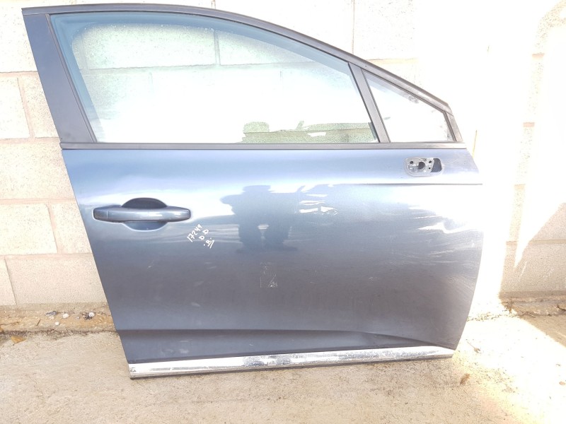 Recambio de puerta delantera derecha para renault clio v (b7_) 1.0 sce 75 (b7m5) referencia OEM IAM 801005036R  