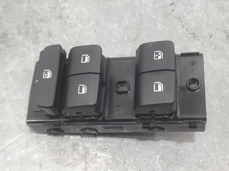 Recambio de mando elevalunas delantero izquierdo para hyundai i20 iii (bc3, bi3) 1.0 t-gdi referencia OEM IAM 93571Q00104X  