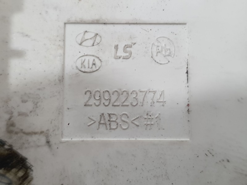 Recambio de mando elevalunas delantero izquierdo para hyundai i20 iii (bc3, bi3) 1.0 t-gdi referencia OEM IAM 93571Q00104X  