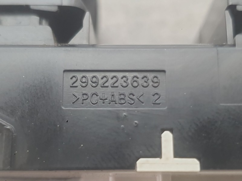 Recambio de mando elevalunas delantero izquierdo para hyundai i20 iii (bc3, bi3) 1.0 t-gdi referencia OEM IAM 93571Q00104X  