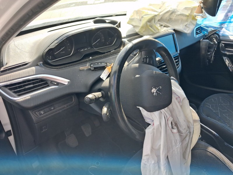 peugeot 2008 i (cu_) del año 2019
