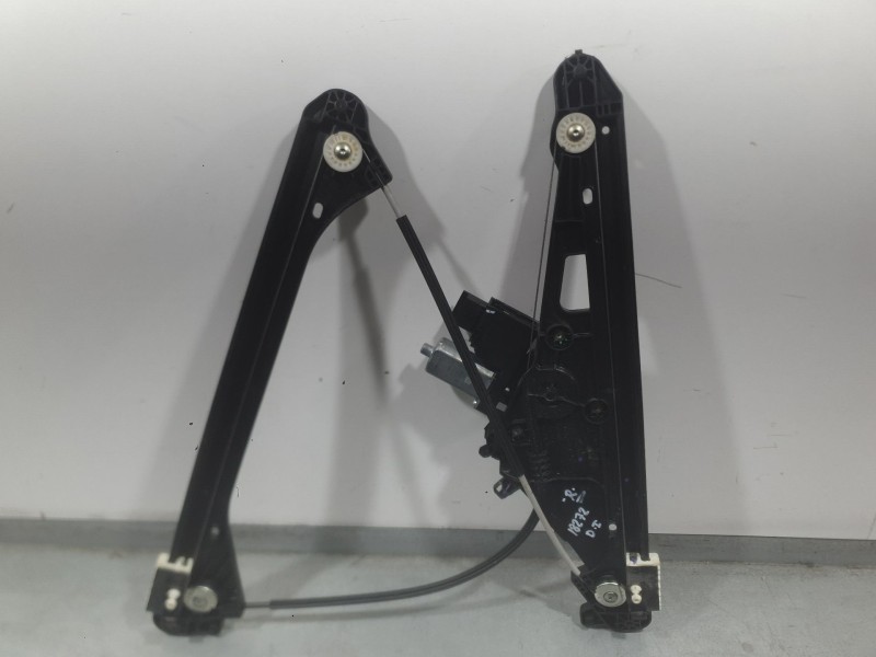 Recambio de elevalunas delantero izquierdo para peugeot 3008 ii suv (mc_, mr_, mj_, m4_) 1.5 bluehdi 130 referencia OEM IAM 9810