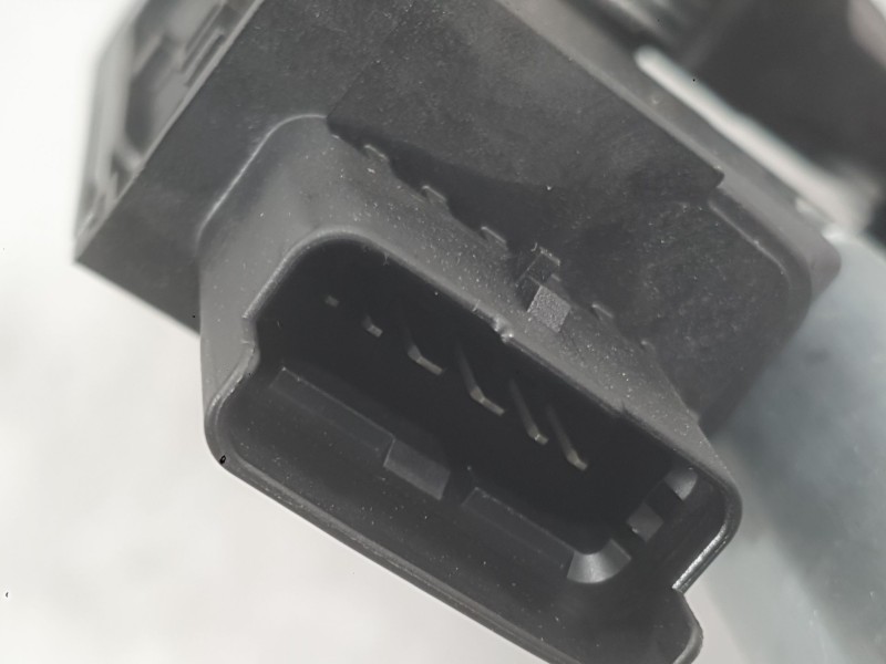 Recambio de elevalunas delantero izquierdo para peugeot 3008 ii suv (mc_, mr_, mj_, m4_) 1.5 bluehdi 130 referencia OEM IAM 9810
